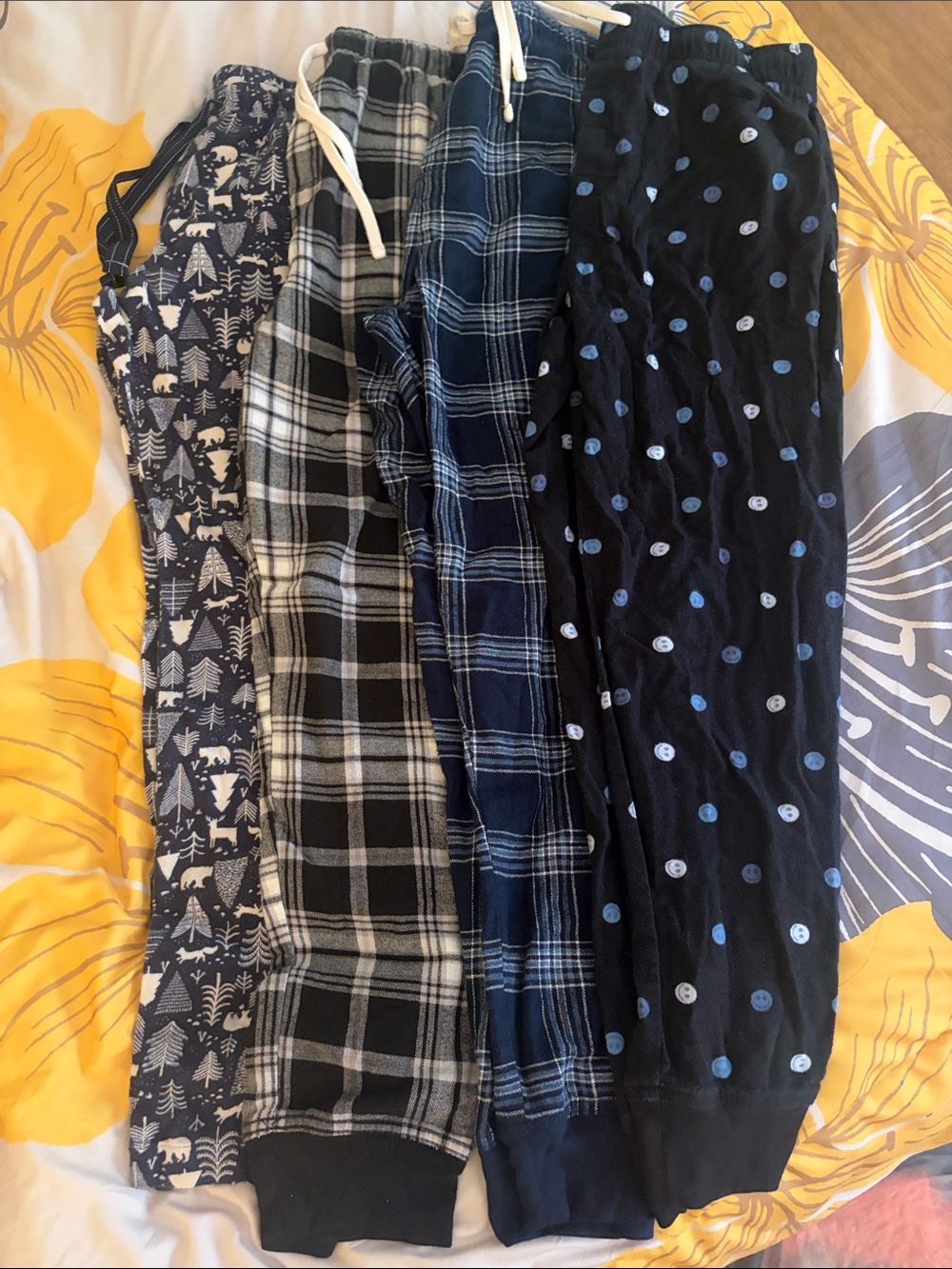 Lot of 4 men’s pajama pants